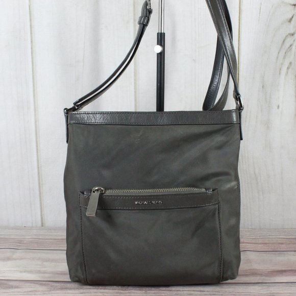 MICHAEL KORS Nylon Crossbody Shoulder Bag - Picture 2 of 10